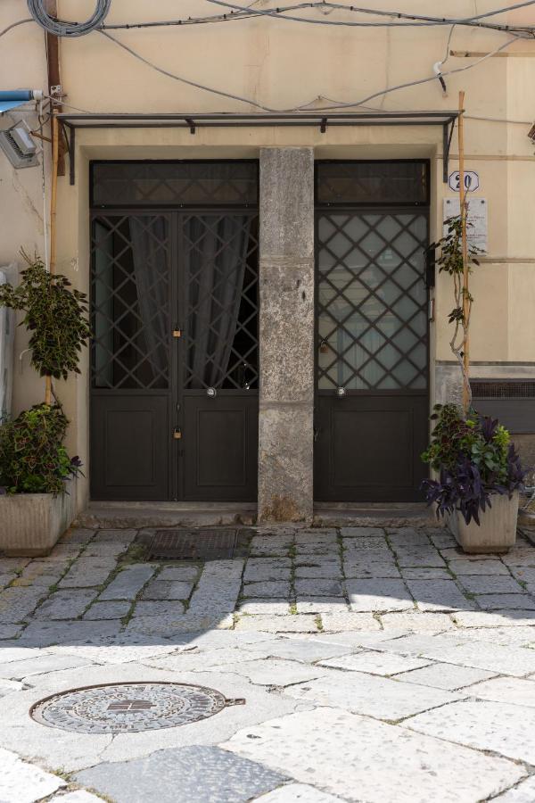 La Casa Del Cacciatore - Alloggio Con Terrazzo Lejlighed Palermo Eksteriør billede
