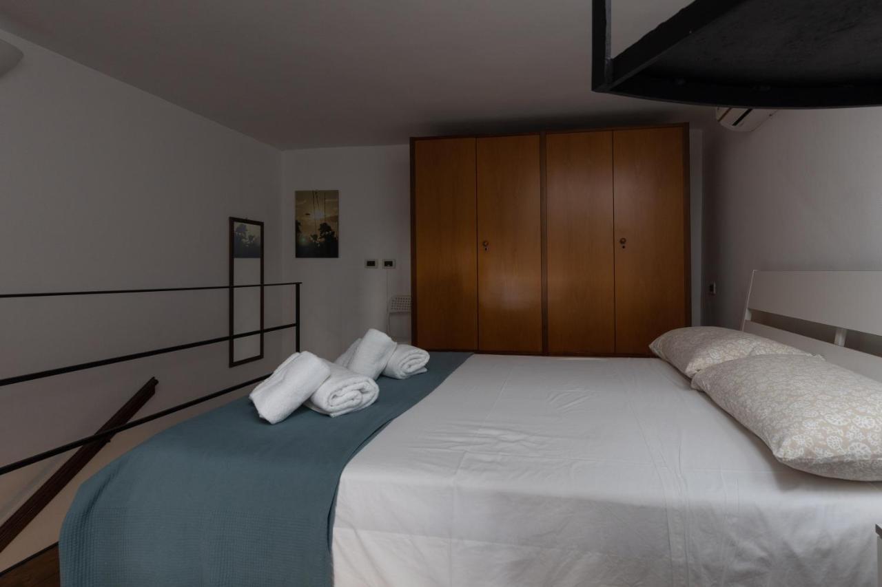 La Casa Del Cacciatore - Alloggio Con Terrazzo Lejlighed Palermo Eksteriør billede