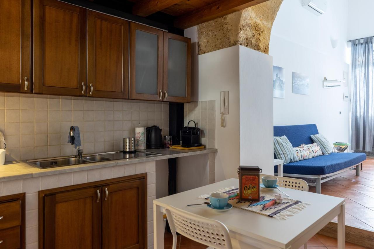 La Casa Del Cacciatore - Alloggio Con Terrazzo Lejlighed Palermo Eksteriør billede